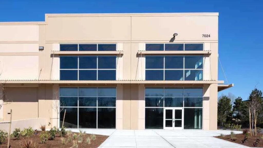 Bridge Point Kent 304 exterior